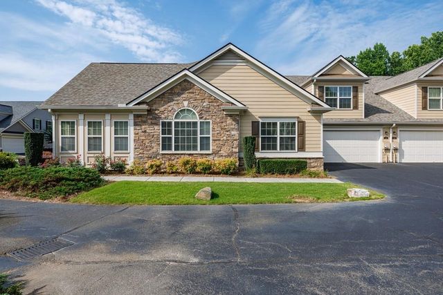 220 Orchards Circle, Woodstock, GA 30188