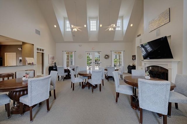 220 Orchards Circle, Woodstock, GA 30188