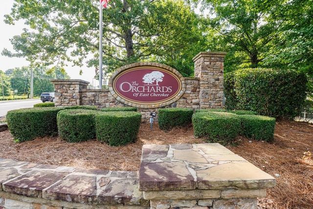 220 Orchards Circle, Woodstock, GA 30188