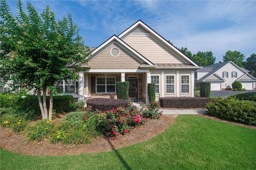 220 Orchards Circle, Woodstock, GA 30188