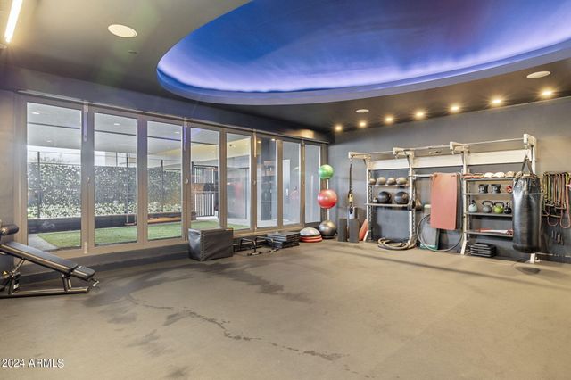 4422 N 75th Street 2002, Scottsdale, AZ 85251