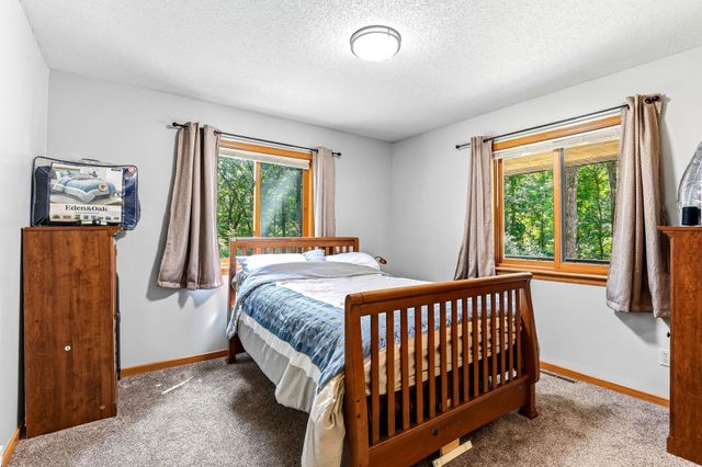 10960 385th Street, North Branch, MN 55056