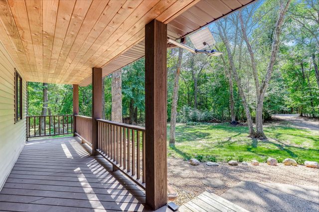 10960 385th Street, North Branch, MN 55056