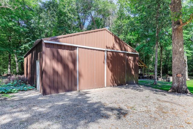 10960 385th Street, North Branch, MN 55056