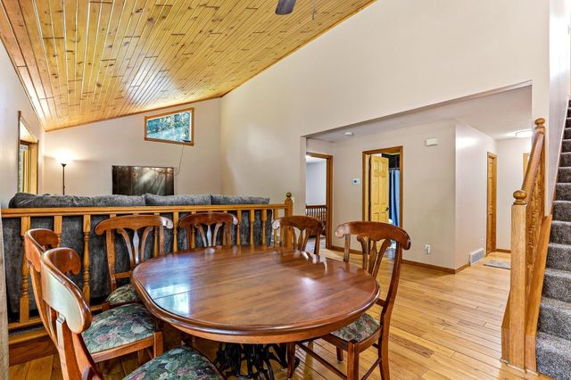 10960 385th Street, North Branch, MN 55056