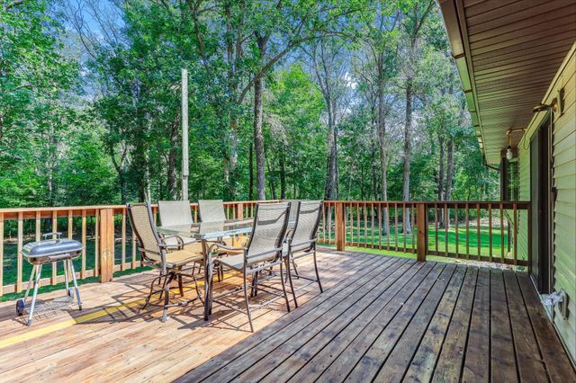 10960 385th Street, North Branch, MN 55056