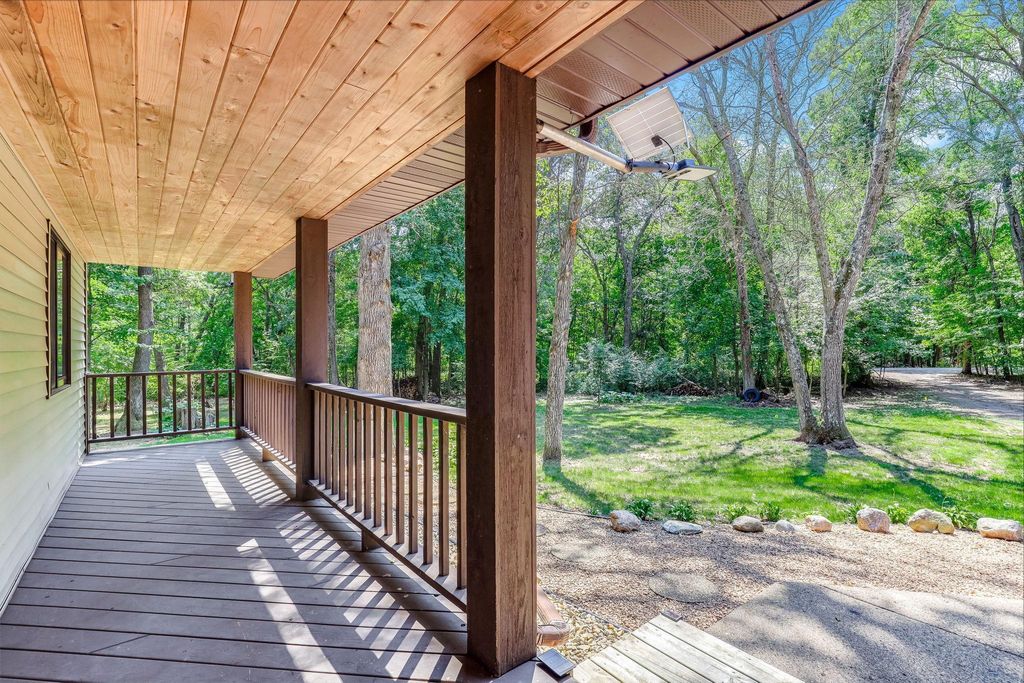 10960 385th Street, North Branch, MN 55056 — photo 2