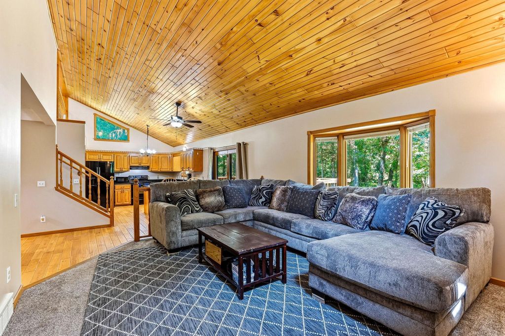 10960 385th Street, North Branch, MN 55056 — photo 4