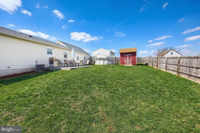 3551 RUFFED GROUSE DR, Dover, PA 17315