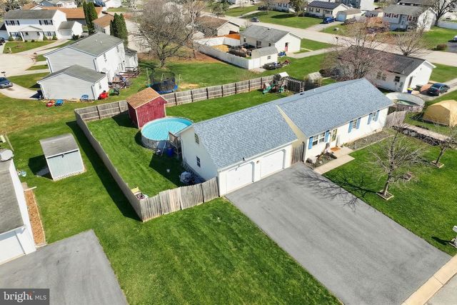 3551 RUFFED GROUSE DR, Dover, PA 17315