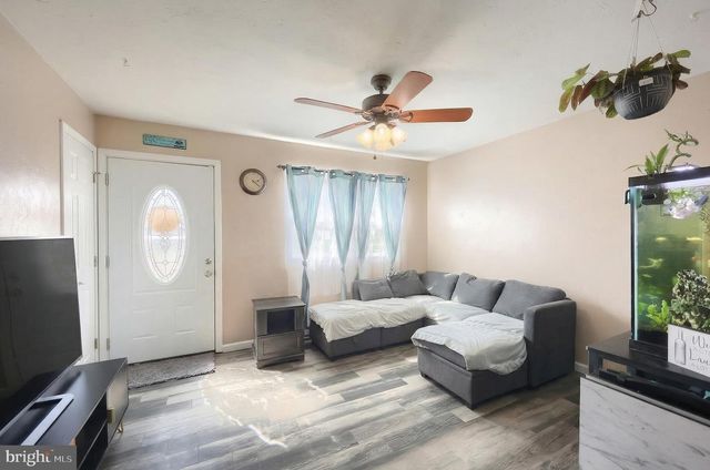 3551 RUFFED GROUSE DR, Dover, PA 17315