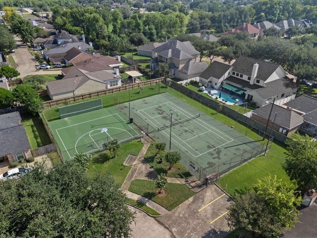 8514 Deer Meadow Drive, Houston, TX 77071