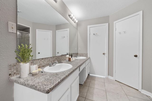 8514 Deer Meadow Drive, Houston, TX 77071