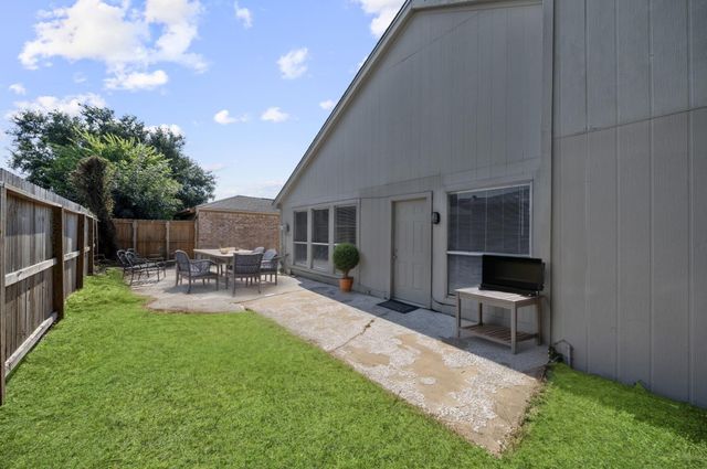 8514 Deer Meadow Drive, Houston, TX 77071