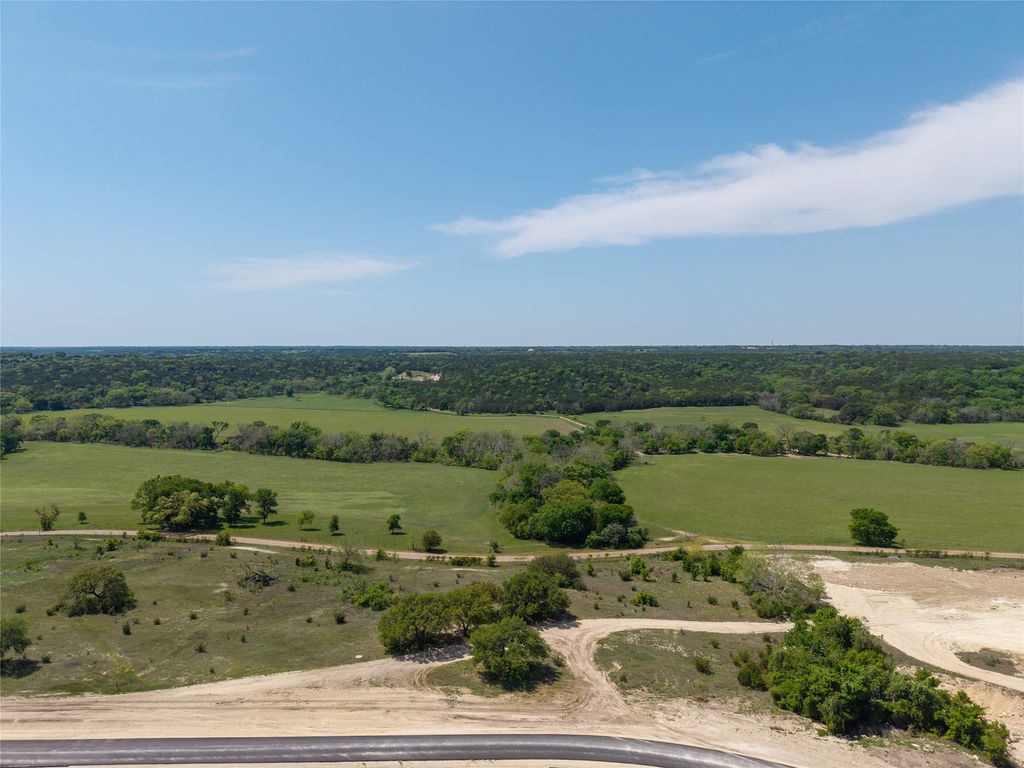 213 Grand Canyon Dr Drive, Oglesby, TX 76561