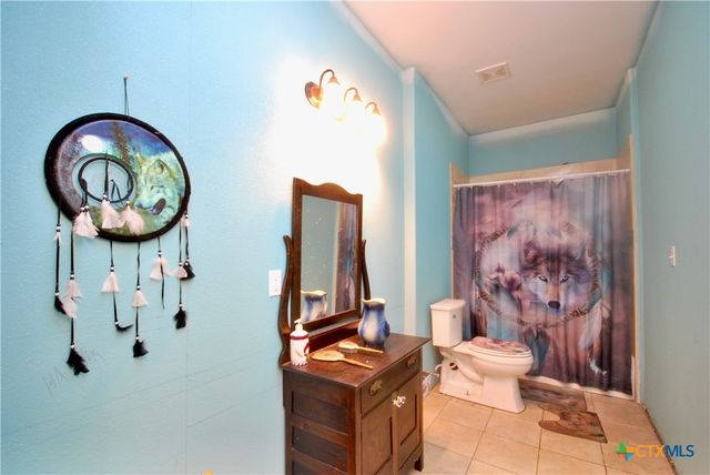 326 County Road 451, Waelder, TX 78959