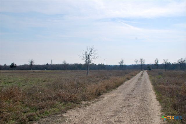 326 County Road 451, Waelder, TX 78959