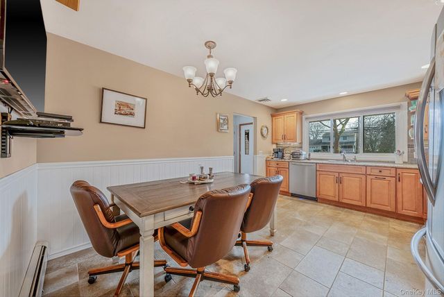 365 Clay Pitts Road, East Northport, NY 11731