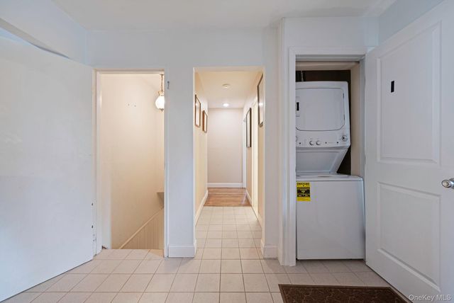 365 Clay Pitts Road, East Northport, NY 11731