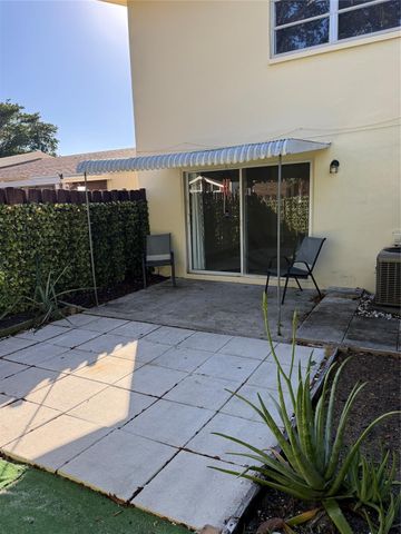 3007 NW 68th Street 9C, Fort Lauderdale, FL 33309