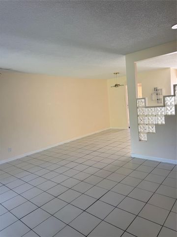 3007 NW 68th Street 9C, Fort Lauderdale, FL 33309