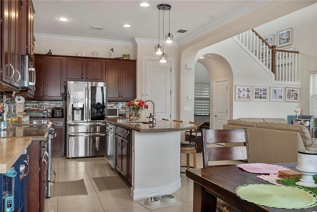 11332 SW 12th St, Pembroke Pines, FL 33025