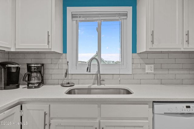 418 N Carolina Beach Avenue N 2c, Carolina Beach, NC 28428