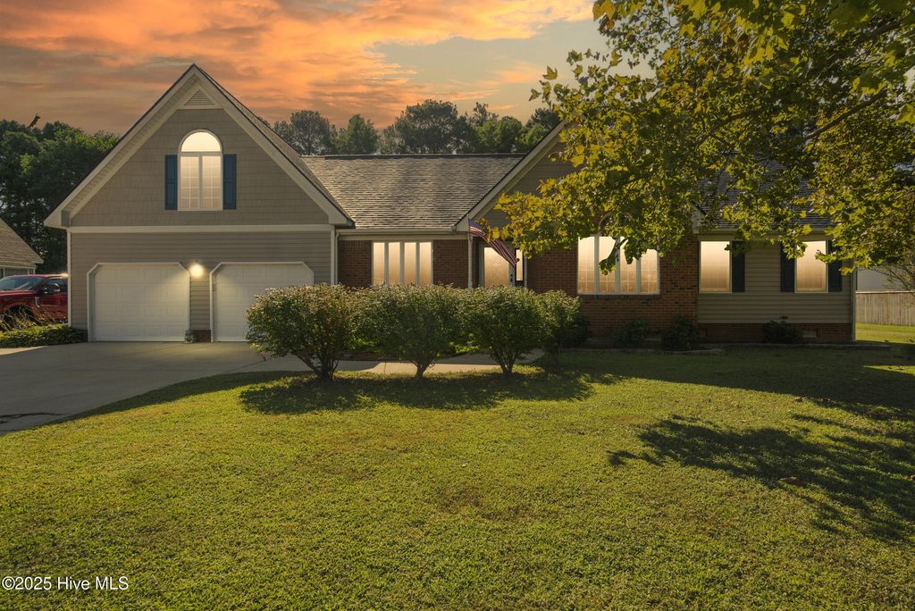 222 Planters Run, Elizabeth City, NC 27909