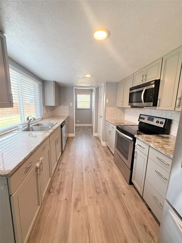 4817 Sprucewood Lane, Garland, TX 75044