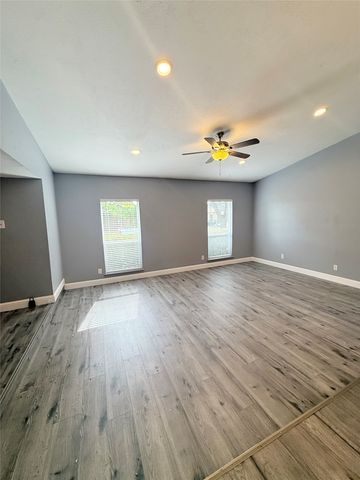 4817 Sprucewood Lane, Garland, TX 75044
