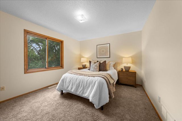 3818 51st Avenue N, Brooklyn Center, MN 55429