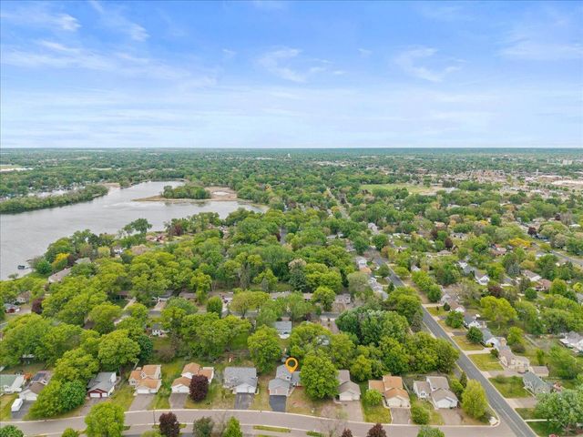 3818 51st Avenue N, Brooklyn Center, MN 55429