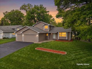3818 51st Avenue N, Brooklyn Center, MN 55429