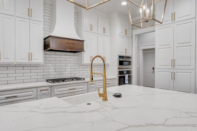 3945 Orchard Hill Drive, Conway, AR 72034