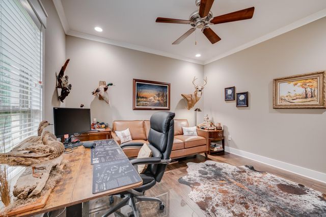 3945 Orchard Hill Drive, Conway, AR 72034