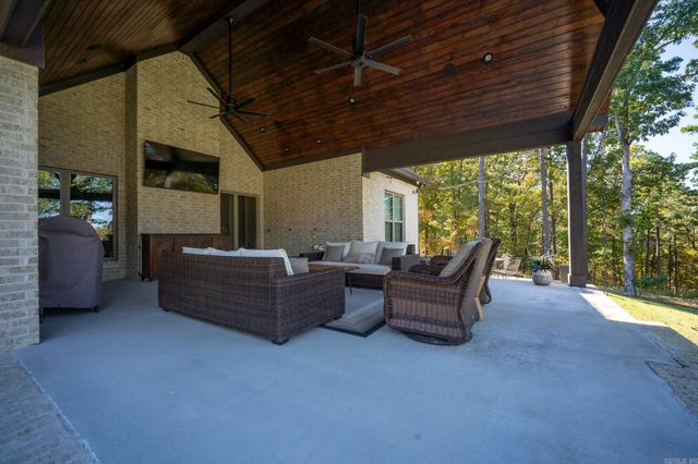 3945 Orchard Hill Drive, Conway, AR 72034