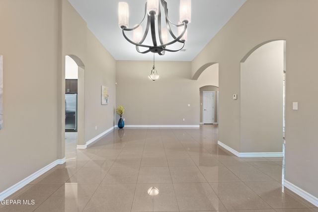 1332 CALLE LAGO Drive, El Paso, TX 79912