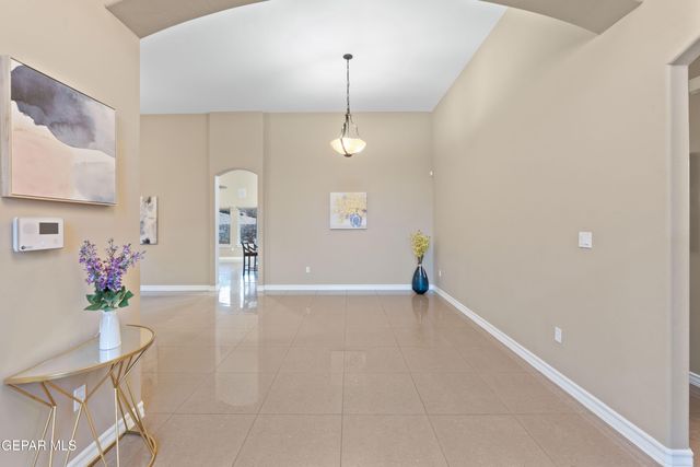 1332 CALLE LAGO Drive, El Paso, TX 79912