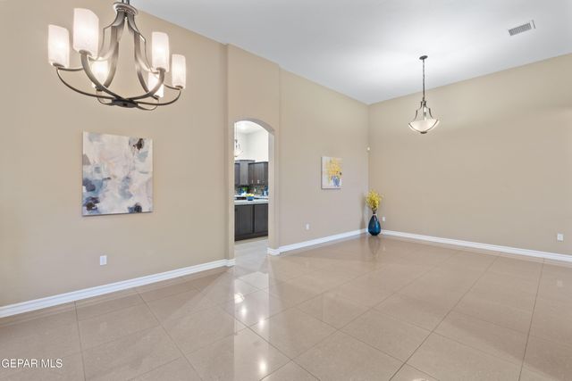 1332 CALLE LAGO Drive, El Paso, TX 79912