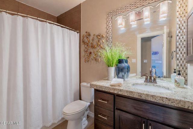 1332 CALLE LAGO Drive, El Paso, TX 79912