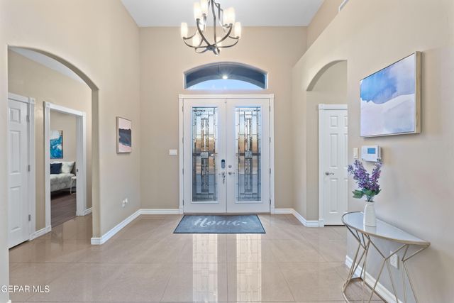 1332 CALLE LAGO Drive, El Paso, TX 79912