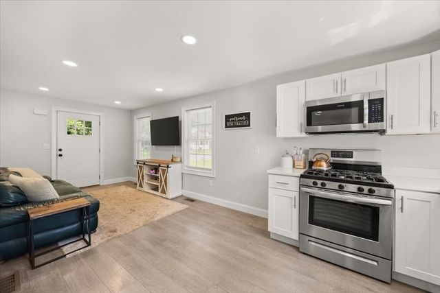 64 Fall River Ave, Seekonk, MA 02771