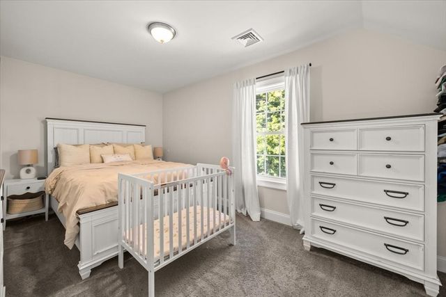 64 Fall River Ave, Seekonk, MA 02771