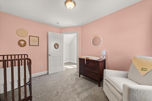 64 Fall River Ave, Seekonk, MA 02771
