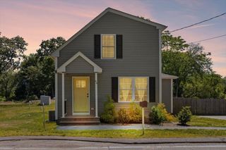 64 Fall River Ave, Seekonk, MA 02771