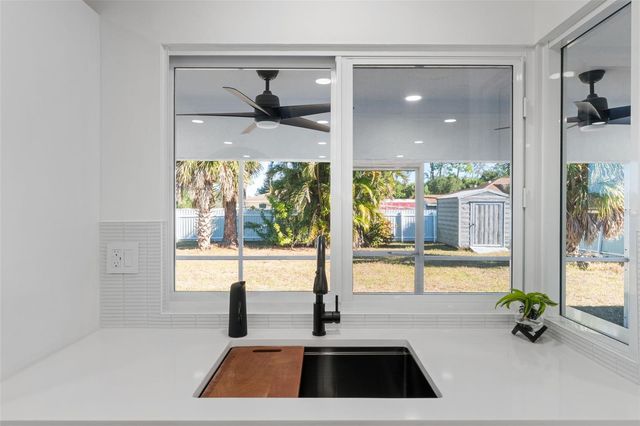 2506 LAKESHORE CIRCLE, Port Charlotte, FL 33952