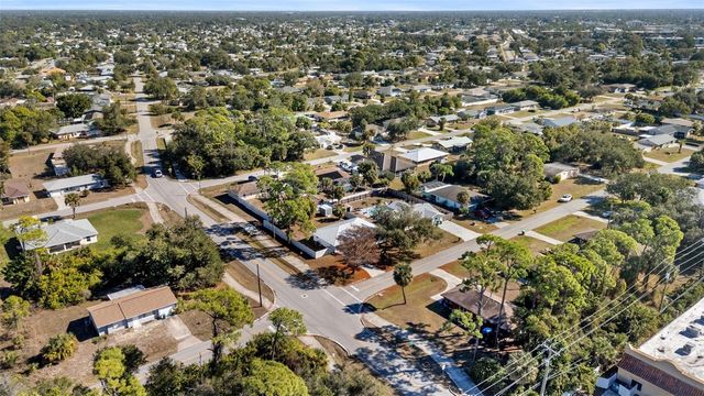 2506 LAKESHORE CIRCLE, Port Charlotte, FL 33952