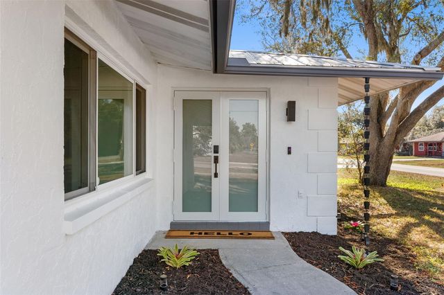 2506 LAKESHORE CIRCLE, Port Charlotte, FL 33952