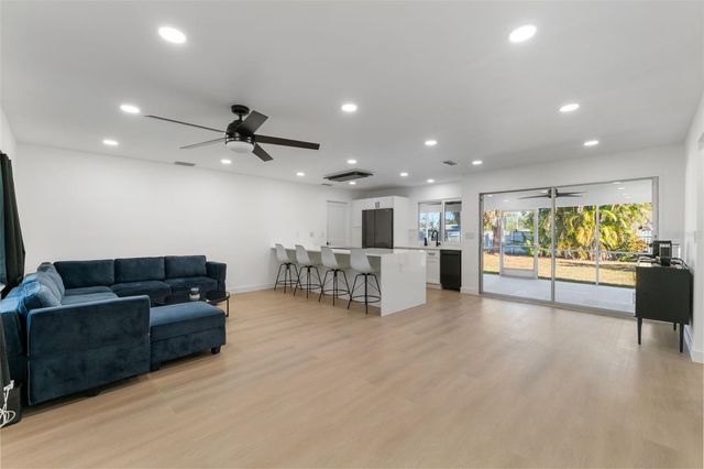 2506 LAKESHORE CIRCLE, Port Charlotte, FL 33952