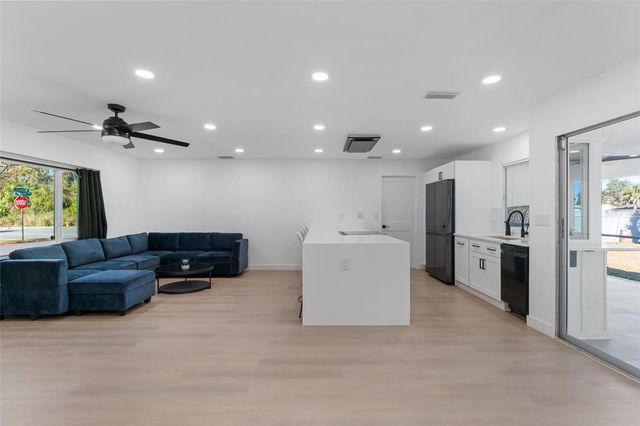 2506 LAKESHORE CIRCLE, Port Charlotte, FL 33952